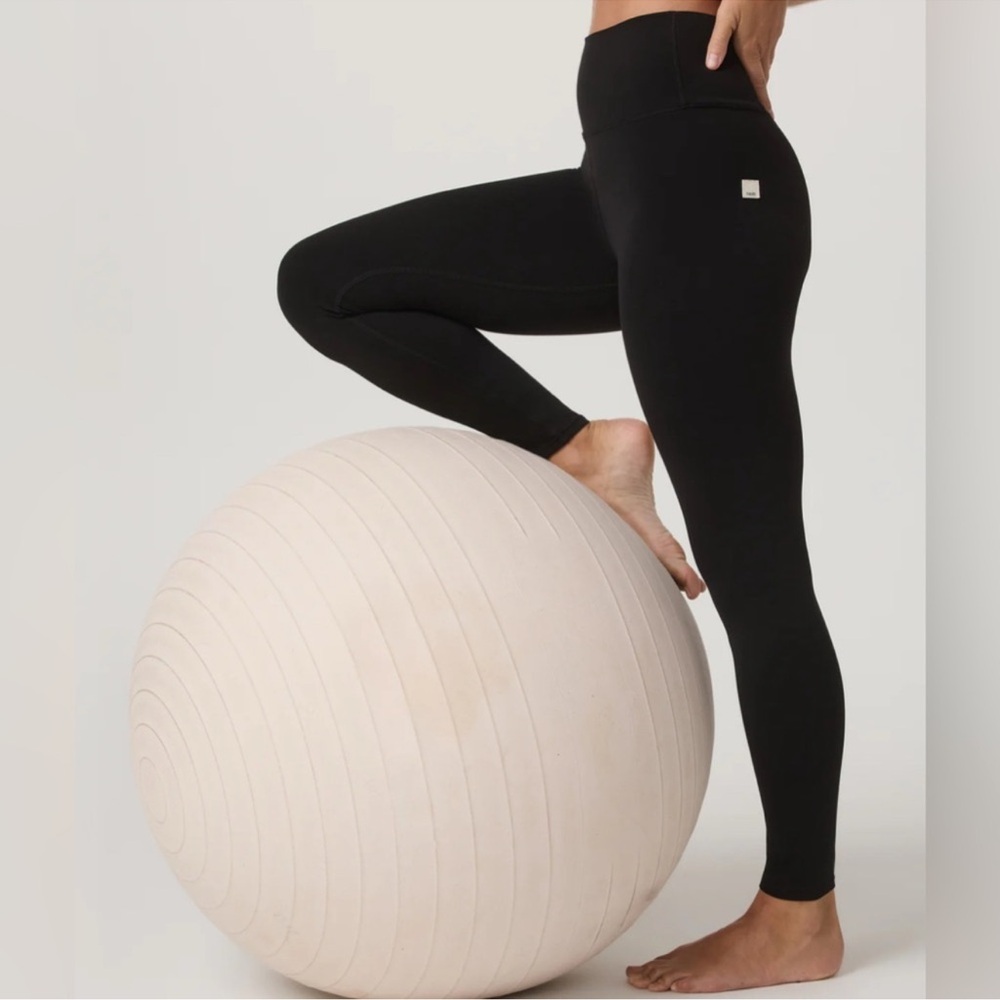 Vuori | All The Feels Leggings | Black